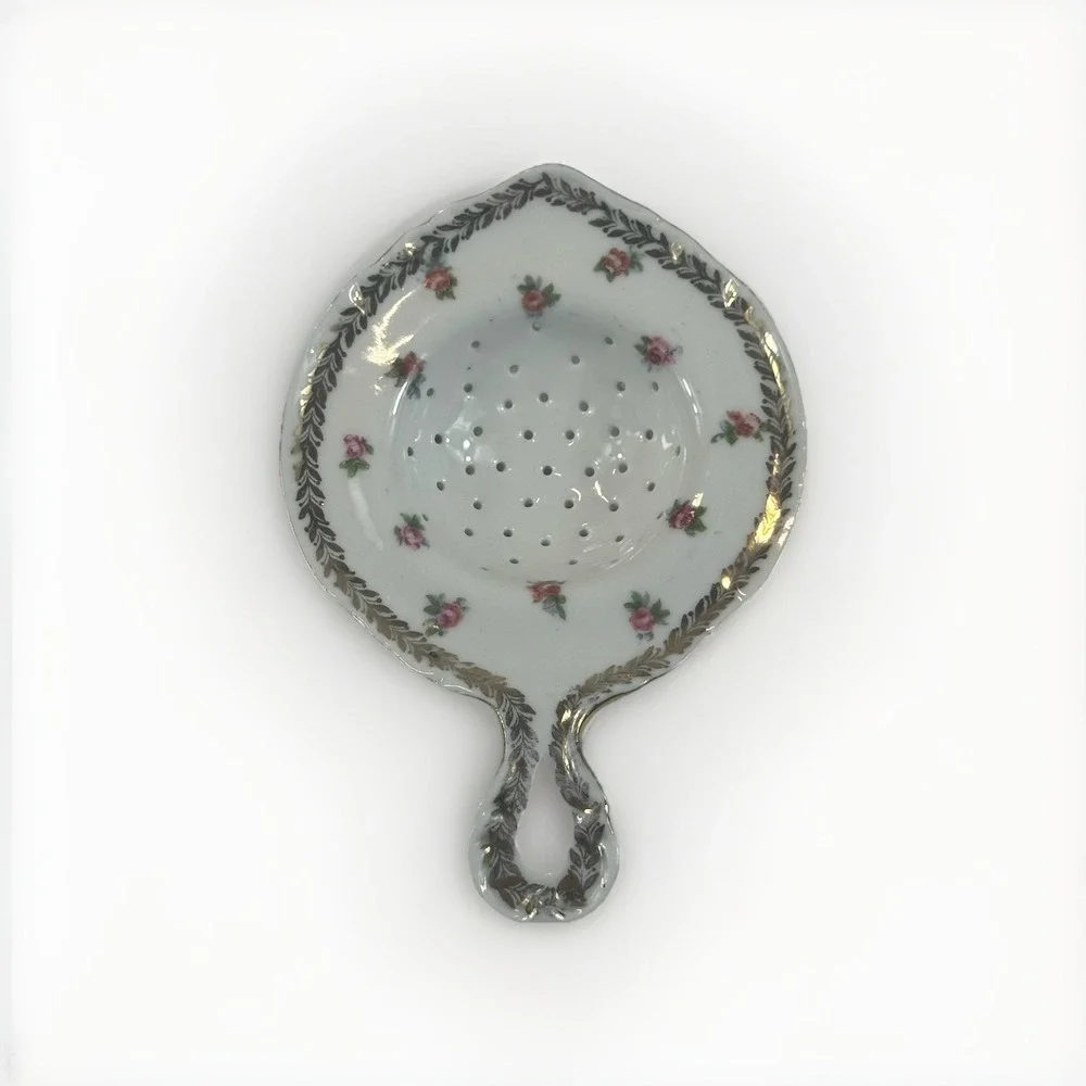 Antique Porcelain Handled Tea Strainer Pink‎ Roses Gold Laurel Shabby Chic